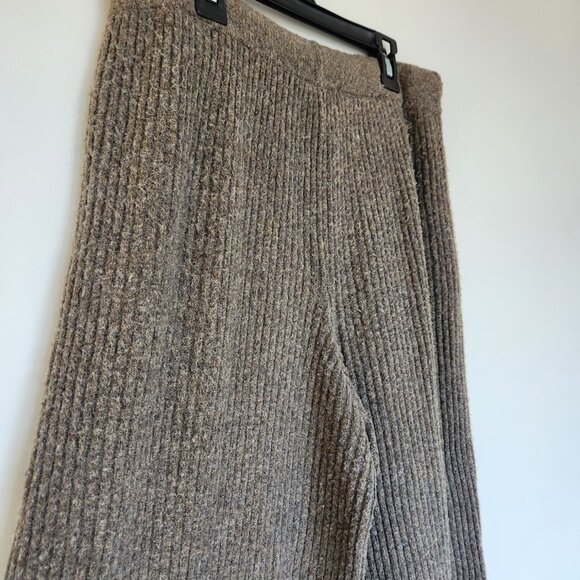 UpWest NWT Size M Comfy Cropped Ribbed Cardigan & Sweater Pant Set Brown Heather - Picture 14 of 15